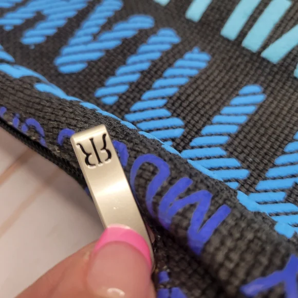 Robin Ruth Nashville Stylish Blue and Black Tote Bag - Picture 3 of 5